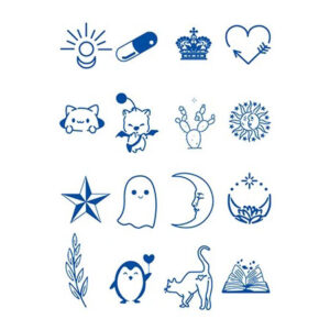 Poolpüsiv väike tätoveering väikeste motiividega